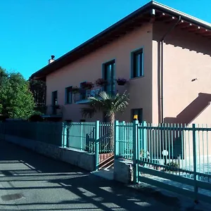 https://villa-ormeni.italymilanhotels.net