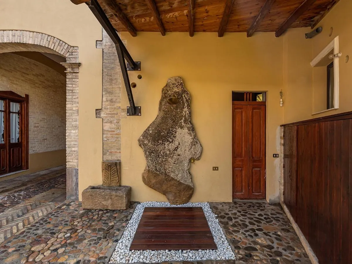 La Torretta Domus Otel Quartu SantʼElena 0*,